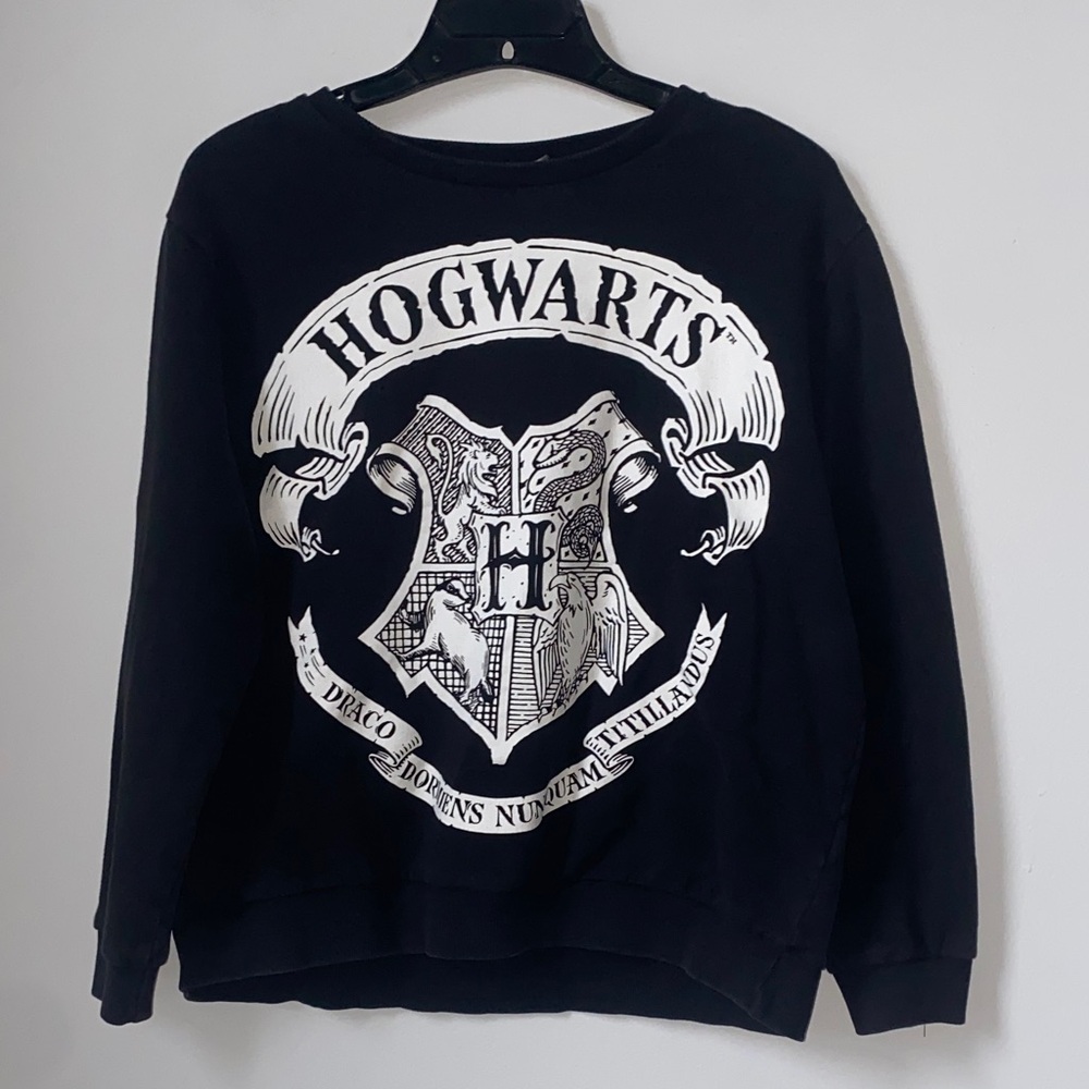 Hogwarts Black Crest Sweatshirt